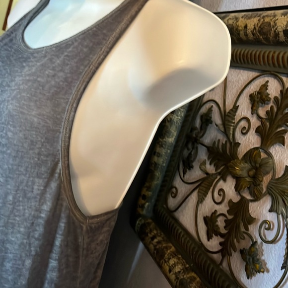 EUC Hollister Tank Top- Grey Sheer peplum hem Sz S - Picture 4 of 12